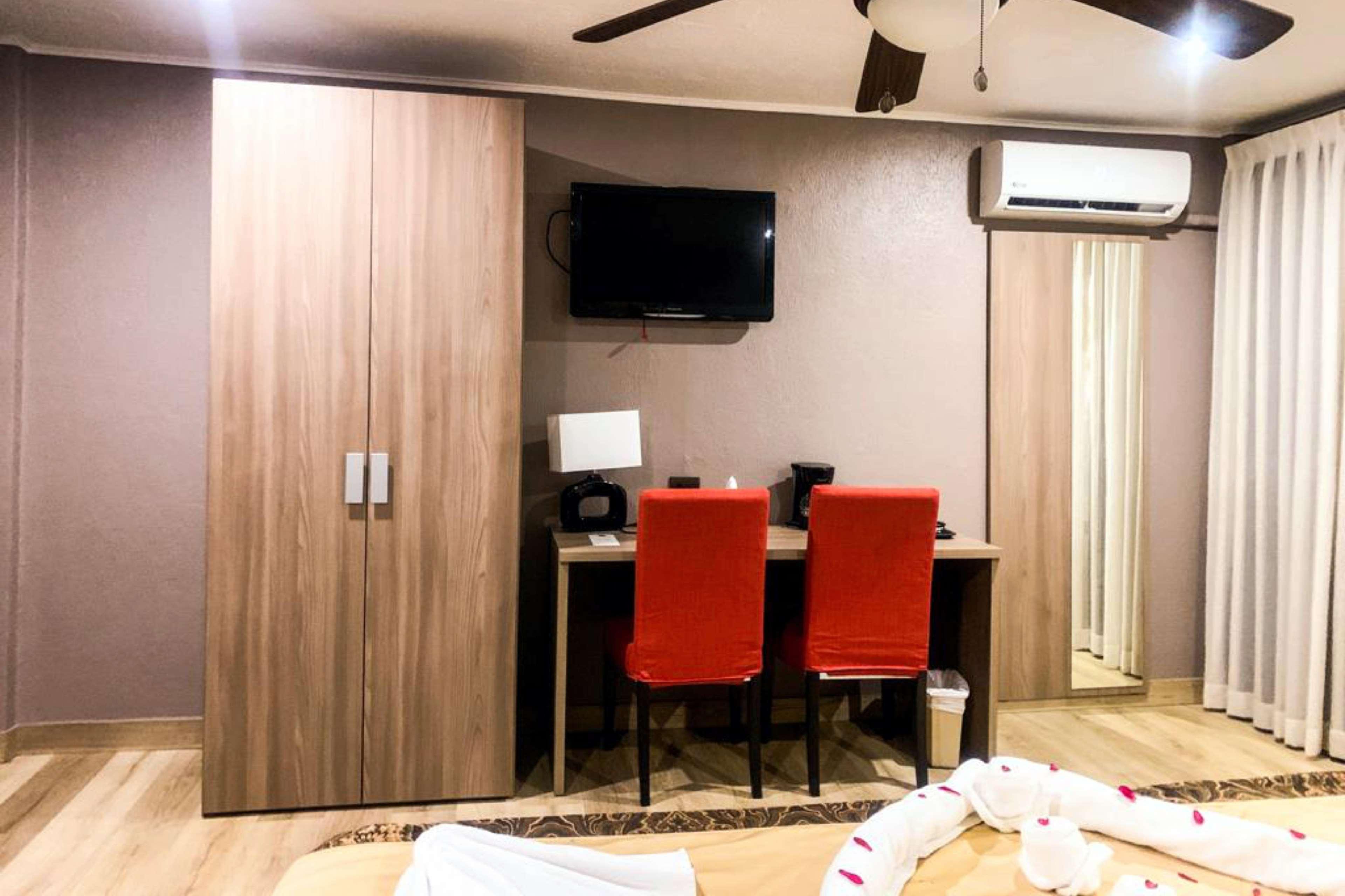 Best Western El Sitio Hotel & Casino Liberia Exterior foto
