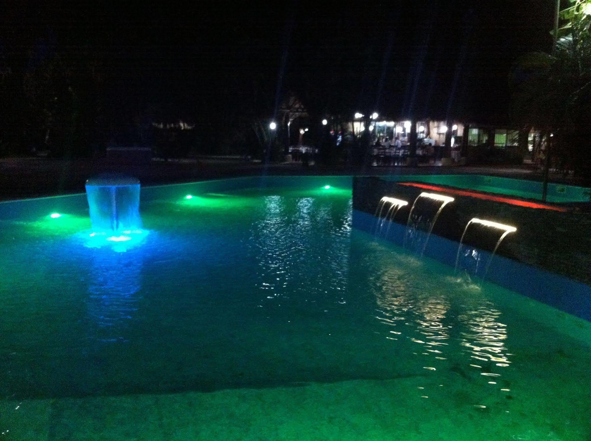 Best Western El Sitio Hotel & Casino Liberia Exterior foto
